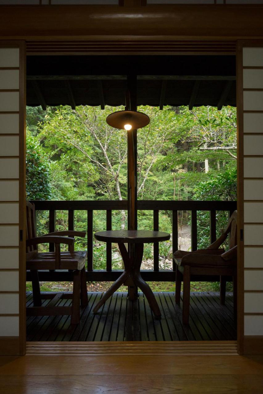 Kurokawa Onsen Oku No Yu Hotel Minamioguni Exterior foto