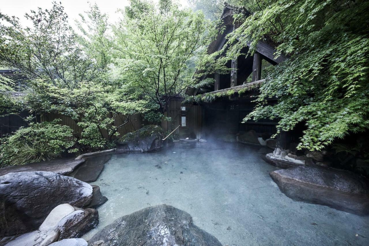 Kurokawa Onsen Oku No Yu Hotel Minamioguni Exterior foto